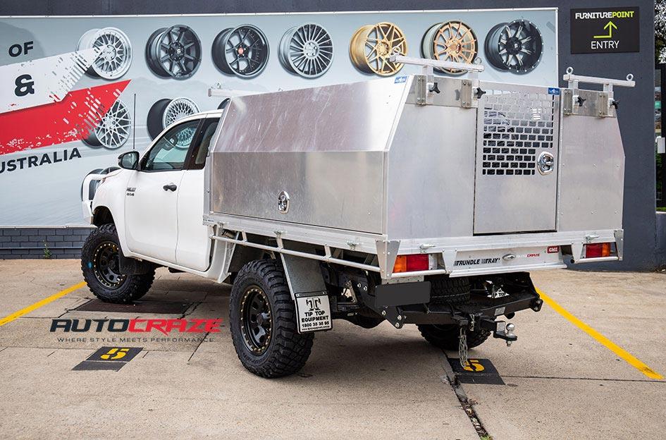 TOYOTA HILUX N80 4WD D LOCKER BLACK